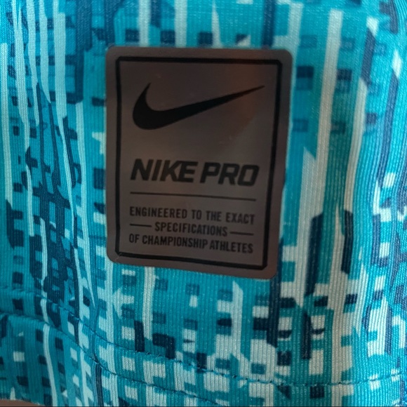Nike Pro DRI-FIT Compression Top - Picture 3 of 6